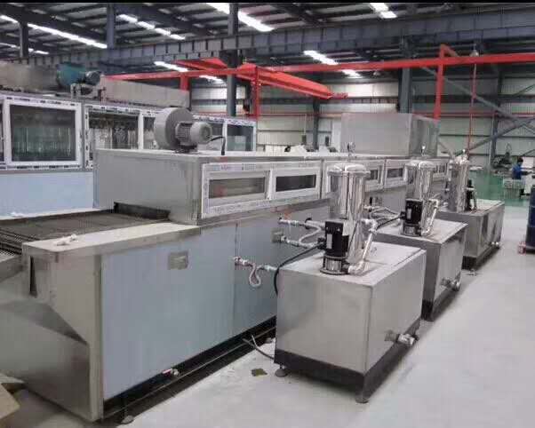 通過式高壓噴淋超聲波清洗機特點